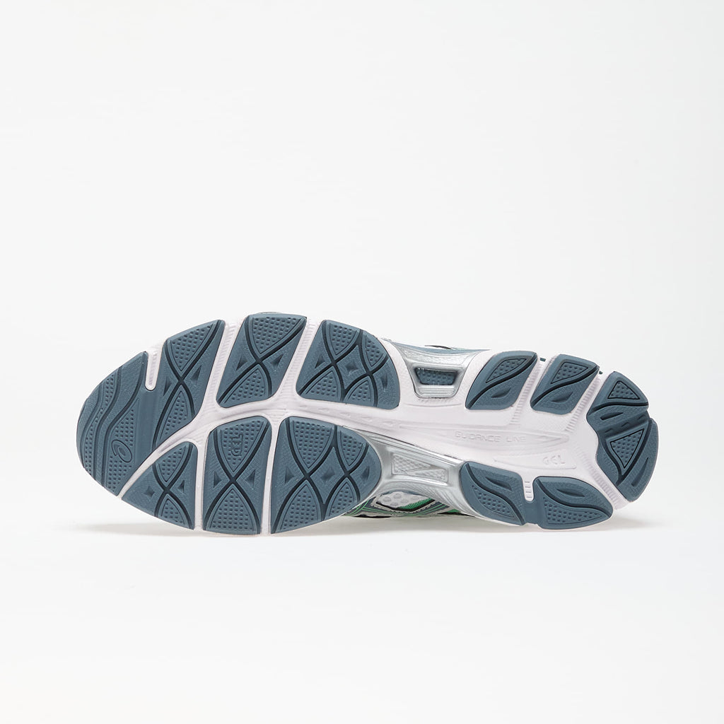 Asics  Gel-Cumulus 16 - White/ironclad 1203A733-100