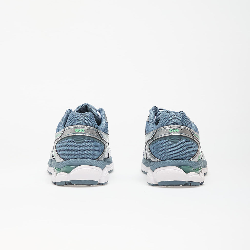 Asics  Gel-Cumulus 16 - White/ironclad 1203A733-100