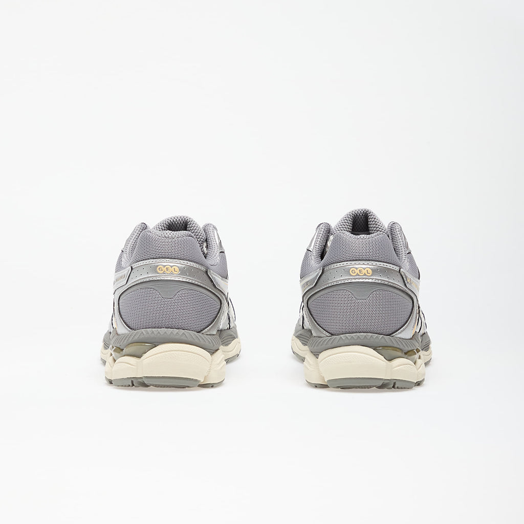 Asics  Gel-Cumulus 16 - Cream/clay Grey 1203A733-101