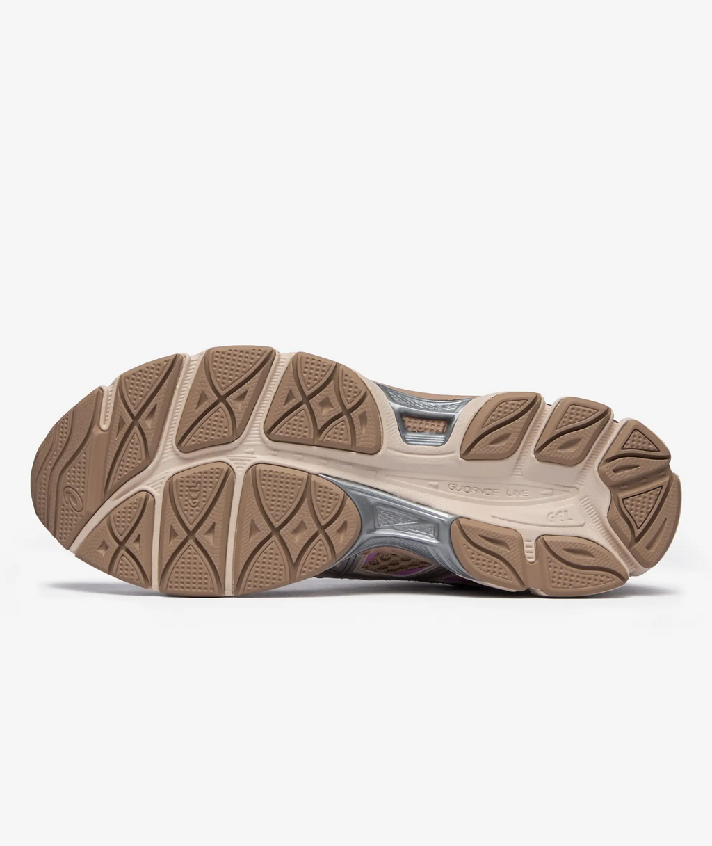 Asics  Gel-Cumulus 16 - Brown 1203A733-200